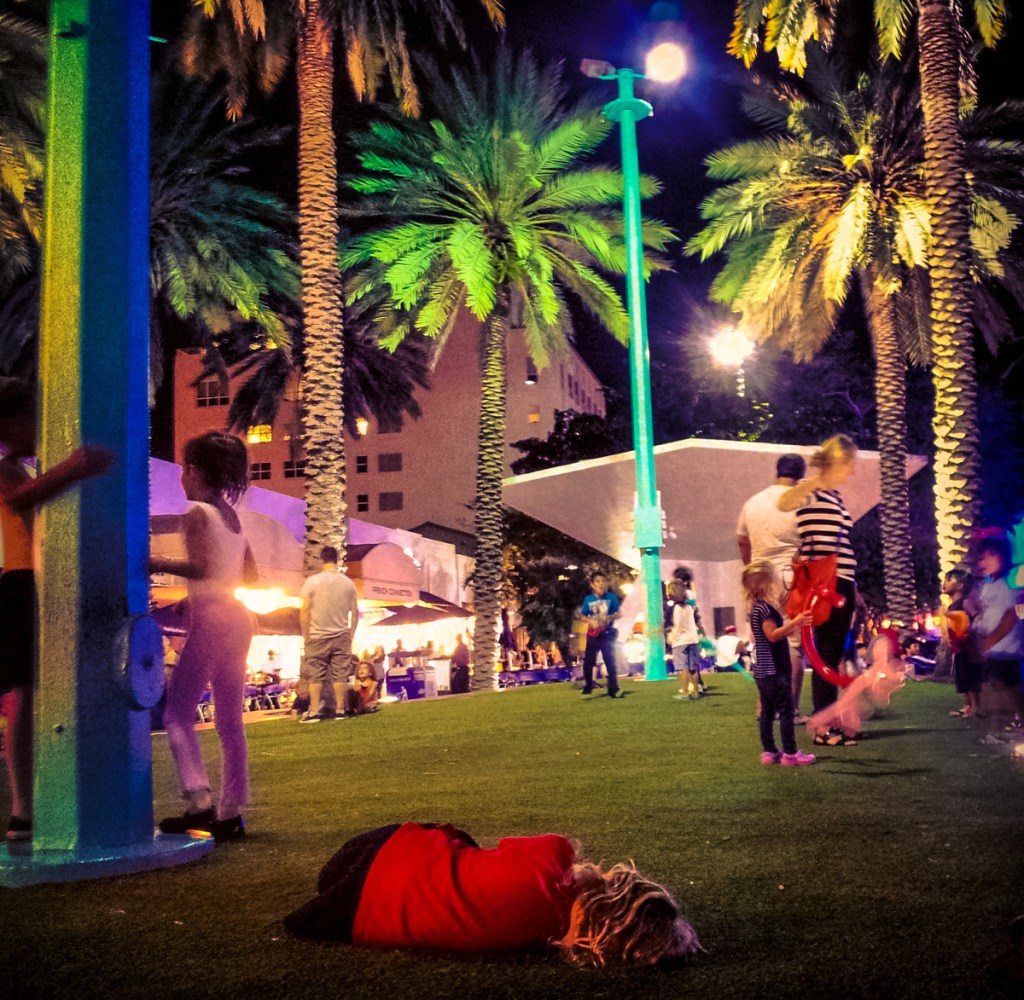 Photo: Flavia Caldas // Location: Lincoln Road, Miami Beach